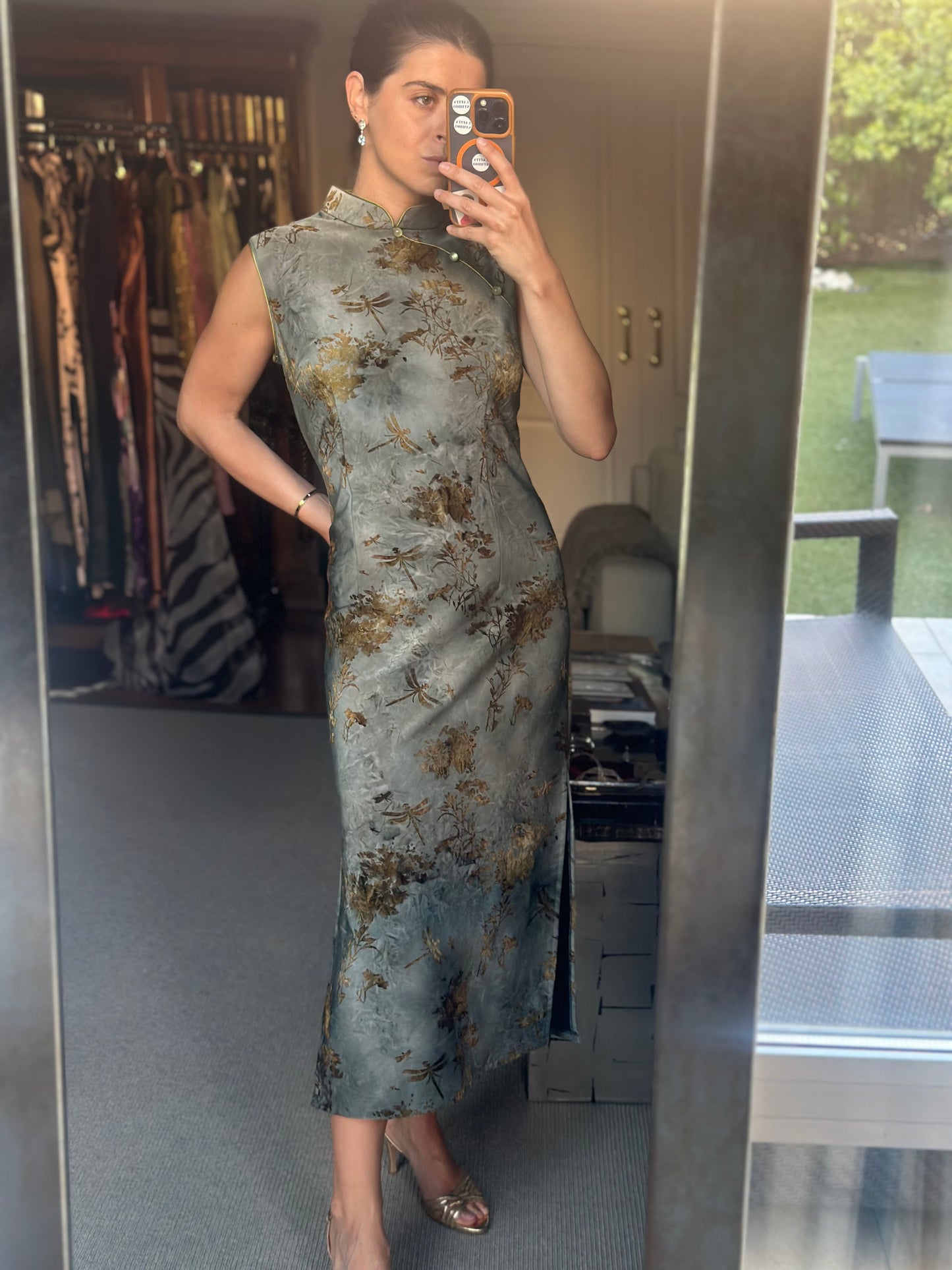 Vestido Velvet asiático