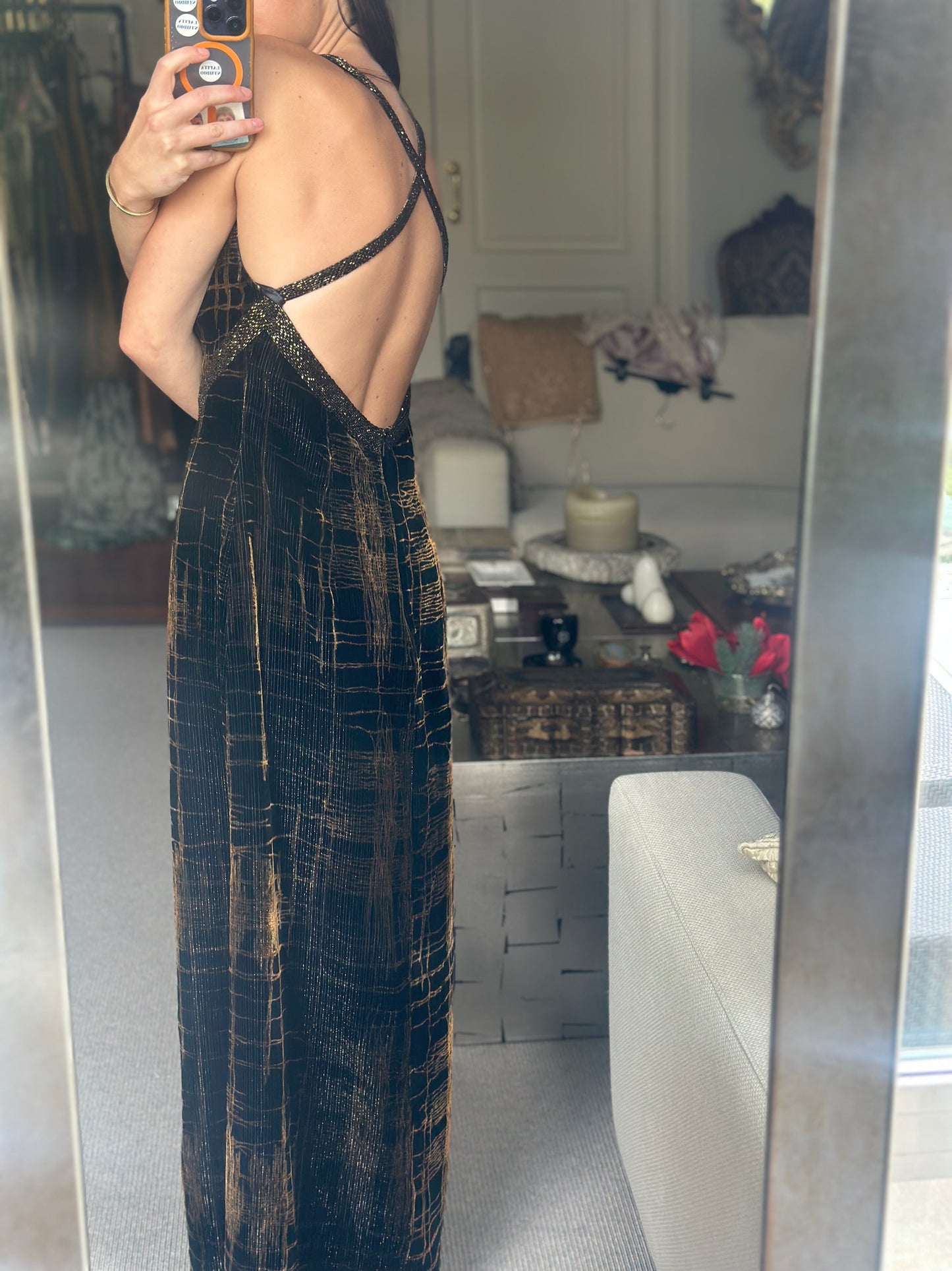 Vestido terciopelo y pedrería