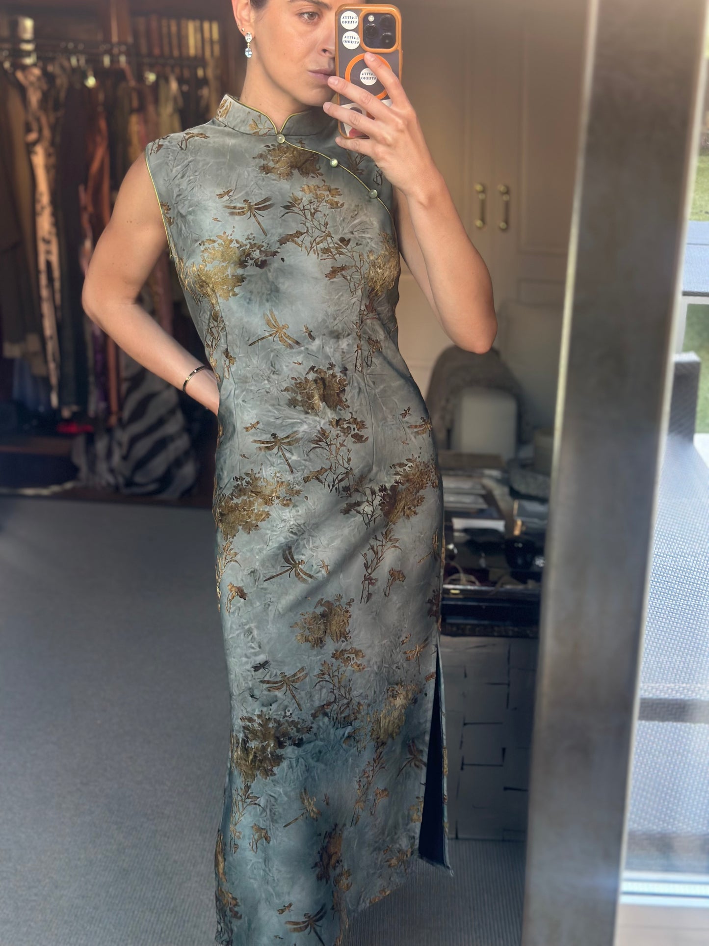 Vestido Velvet asiático