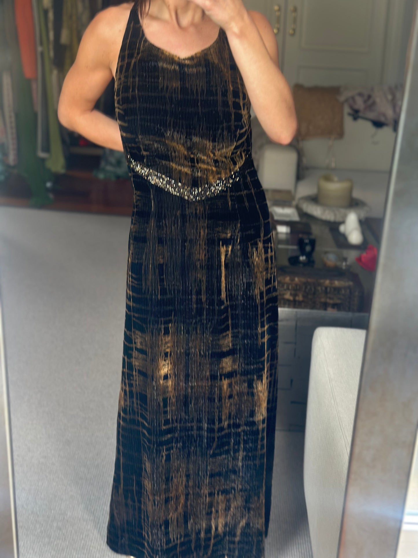 Vestido terciopelo y pedrería