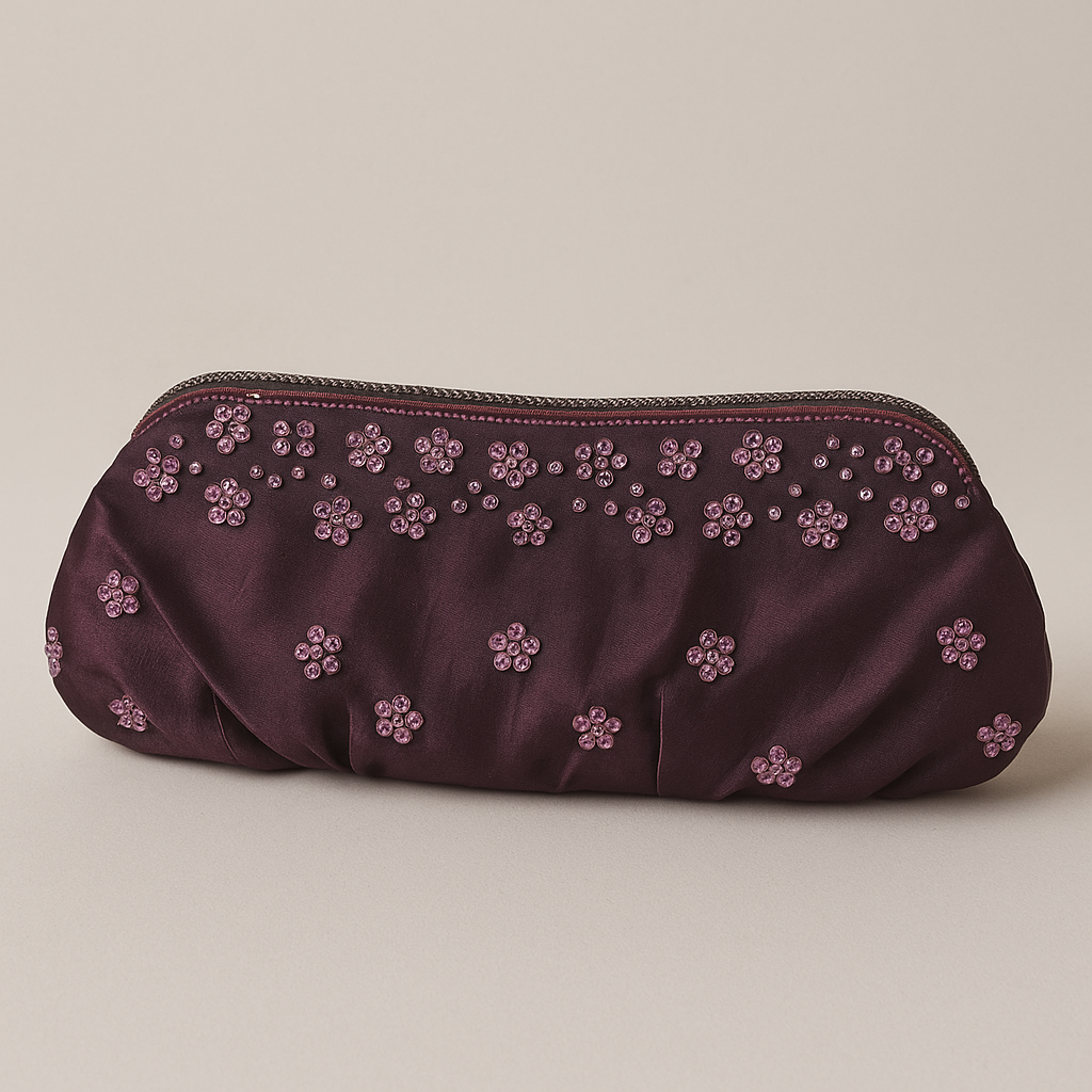 Bolso morado pedrería