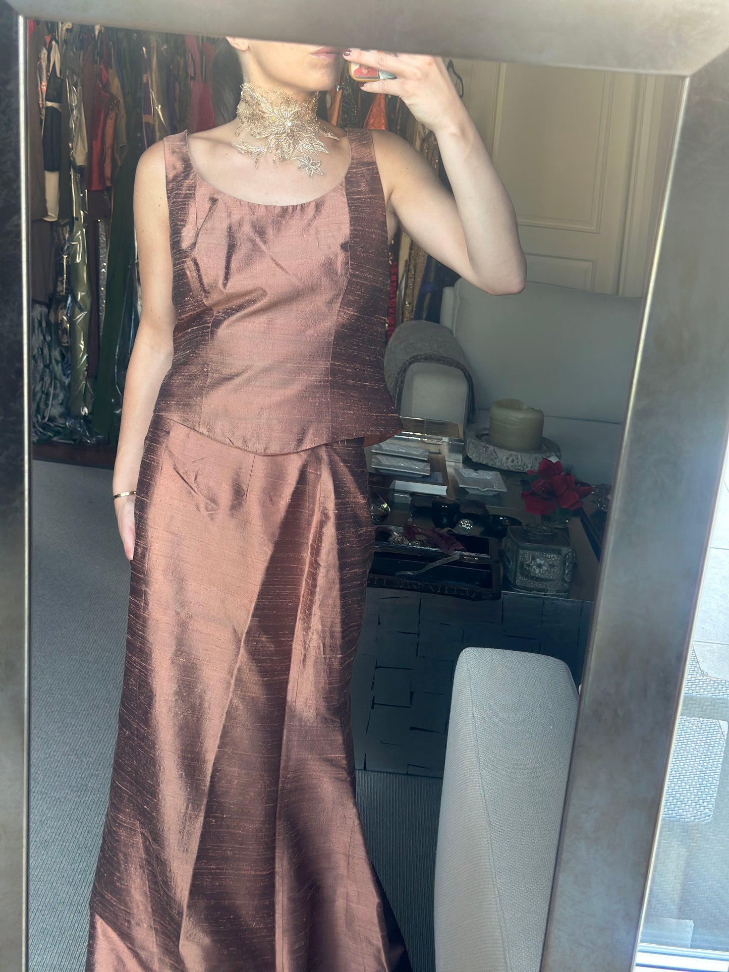 Total look seda salvaje camel