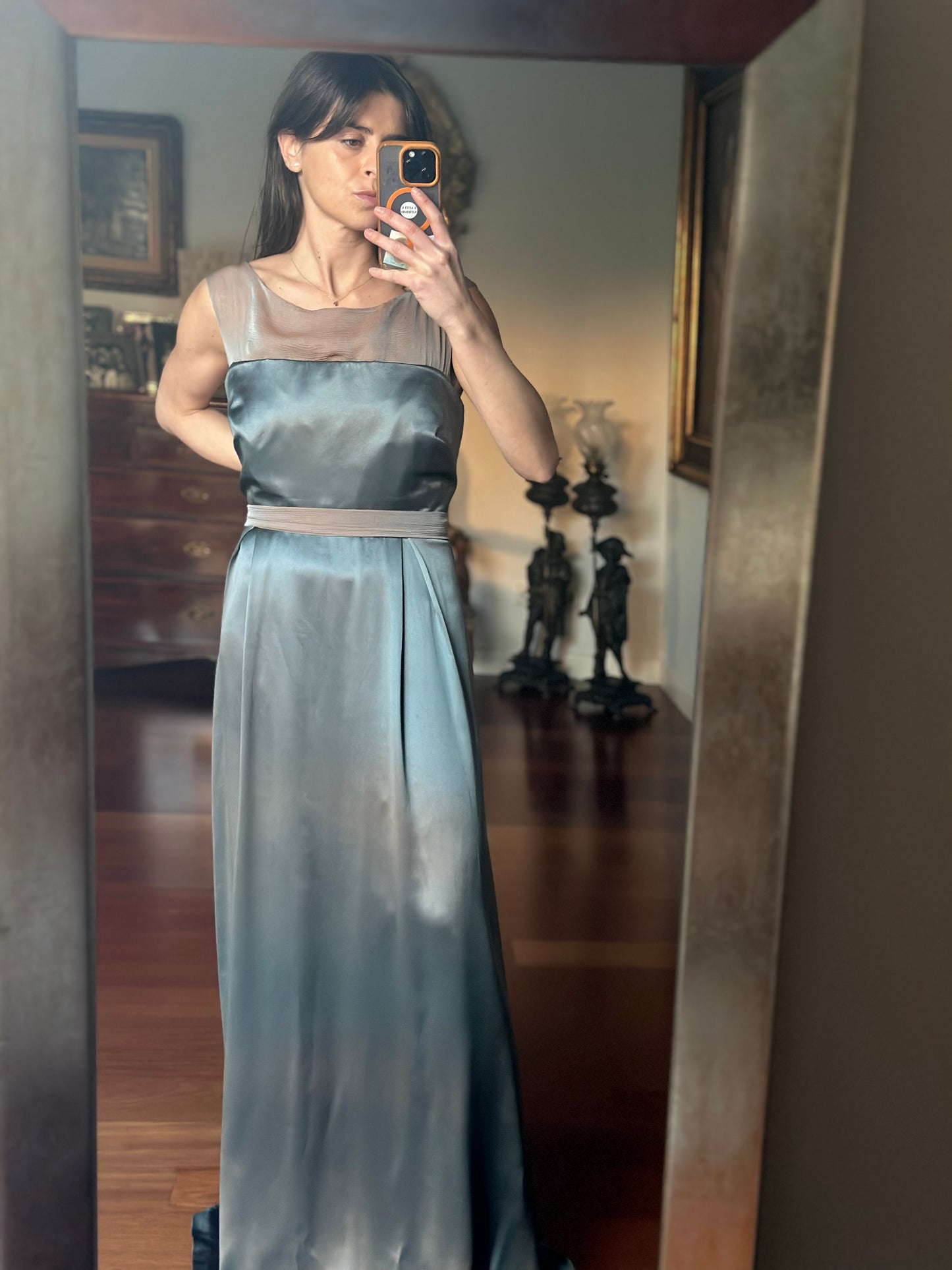 Vestido organza y seda azul