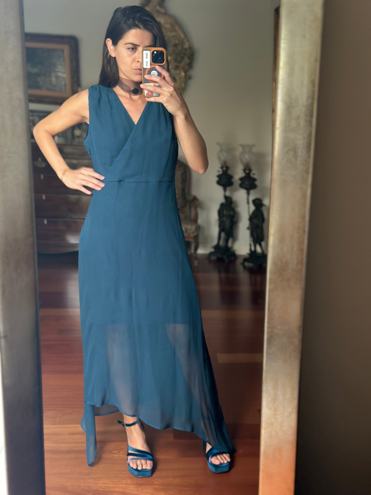 Vestido azul seda