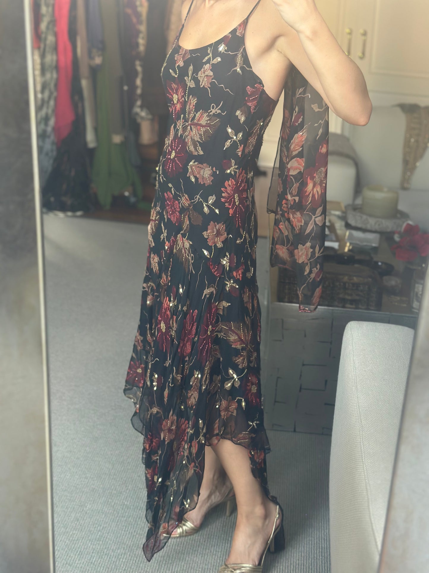 Vestido pedrería floral