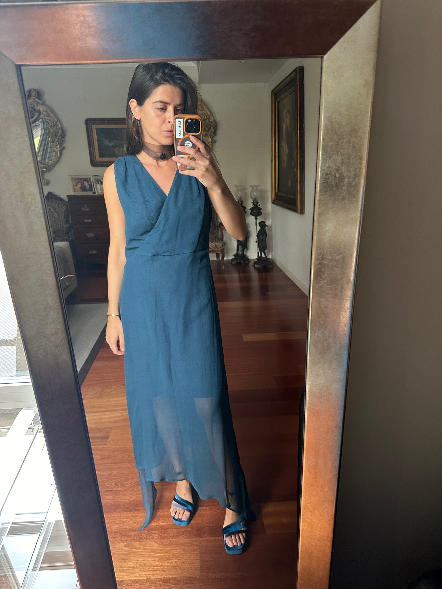 Vestido azul seda