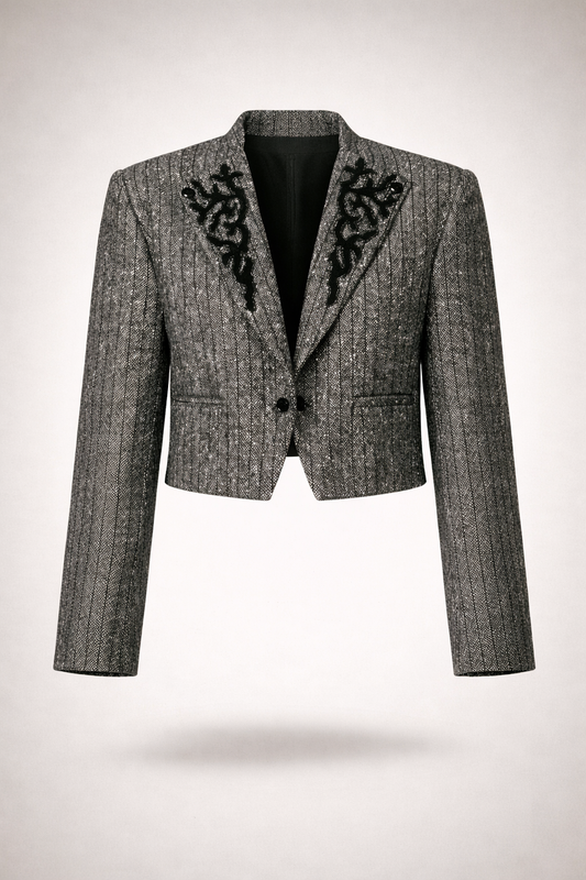 Blazer tweed corto con bordado