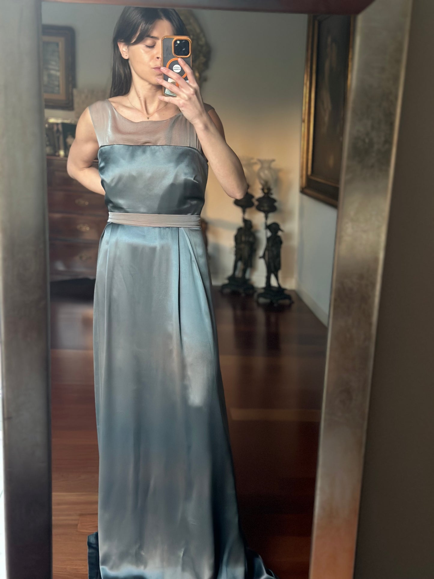 Vestido organza y seda azul